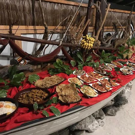 Hudhu Raakani Lodge Maldives Thinadhoo Kültér fotó