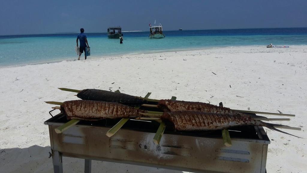 Hudhu Raakani Lodge Maldives Thinadhoo Kültér fotó